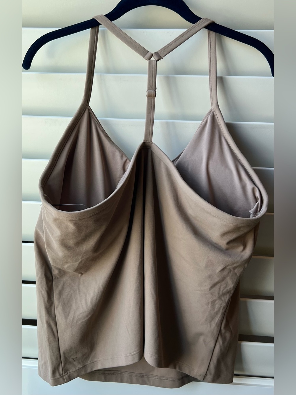 Old Navy Active XXL NEW LIGHT SUPPORT Taupe Racerback Cami Tank - Picture 2 of 9